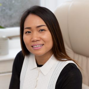 Ratsamee Huckfield, Integrative Psychotherapist London